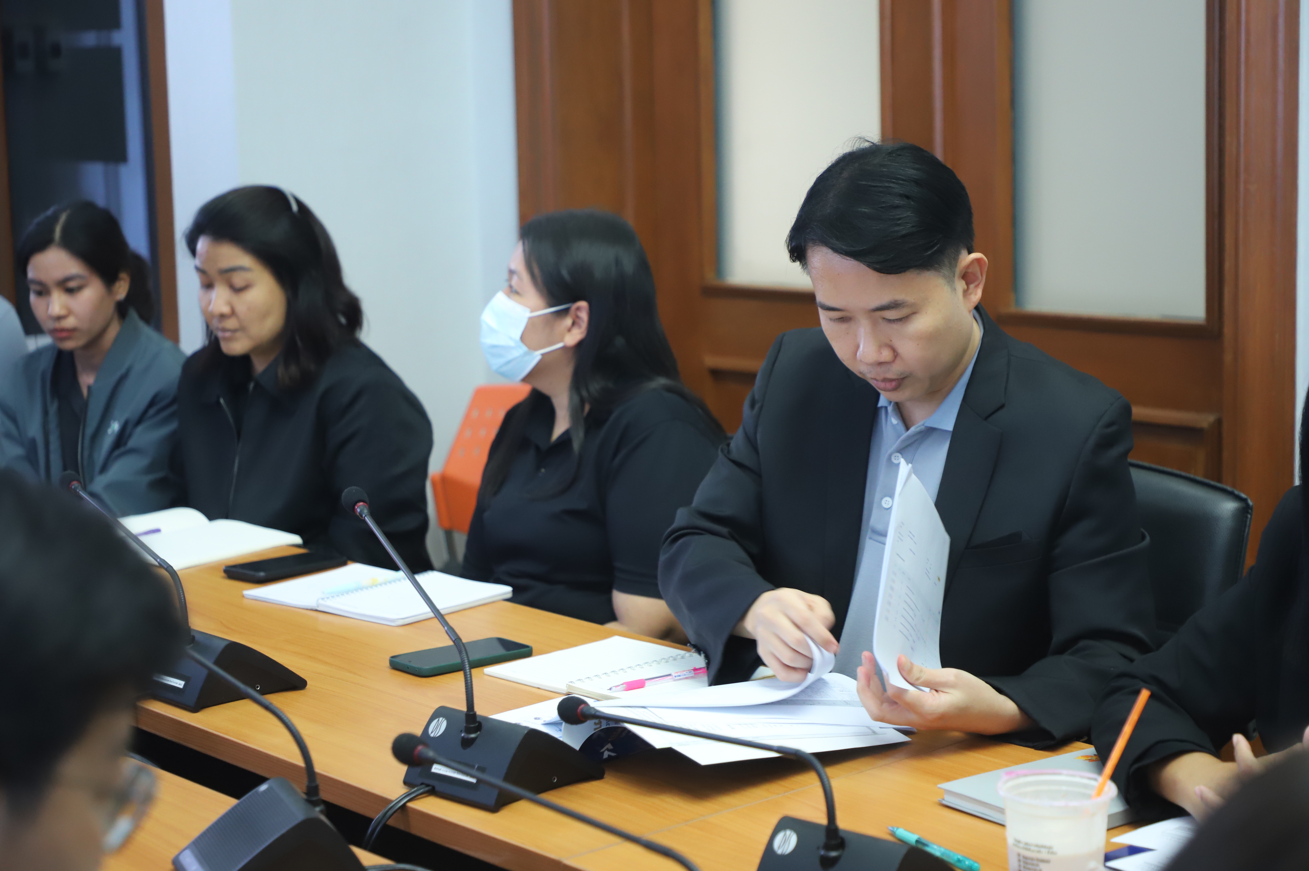 title - ศทส. ประชุมกำกับติดตามผลการดำเนินการตัวชี้วัดร่วมและตัวชี้วัดหลักตามคำรับรองการปฏิบัติราชการของศูนย์เทคโนโลยีสารสนเทศและการสื่อสาร ประจำปี งบประมาณ พ.ศ.2569 ครั้งที่ 1/2569